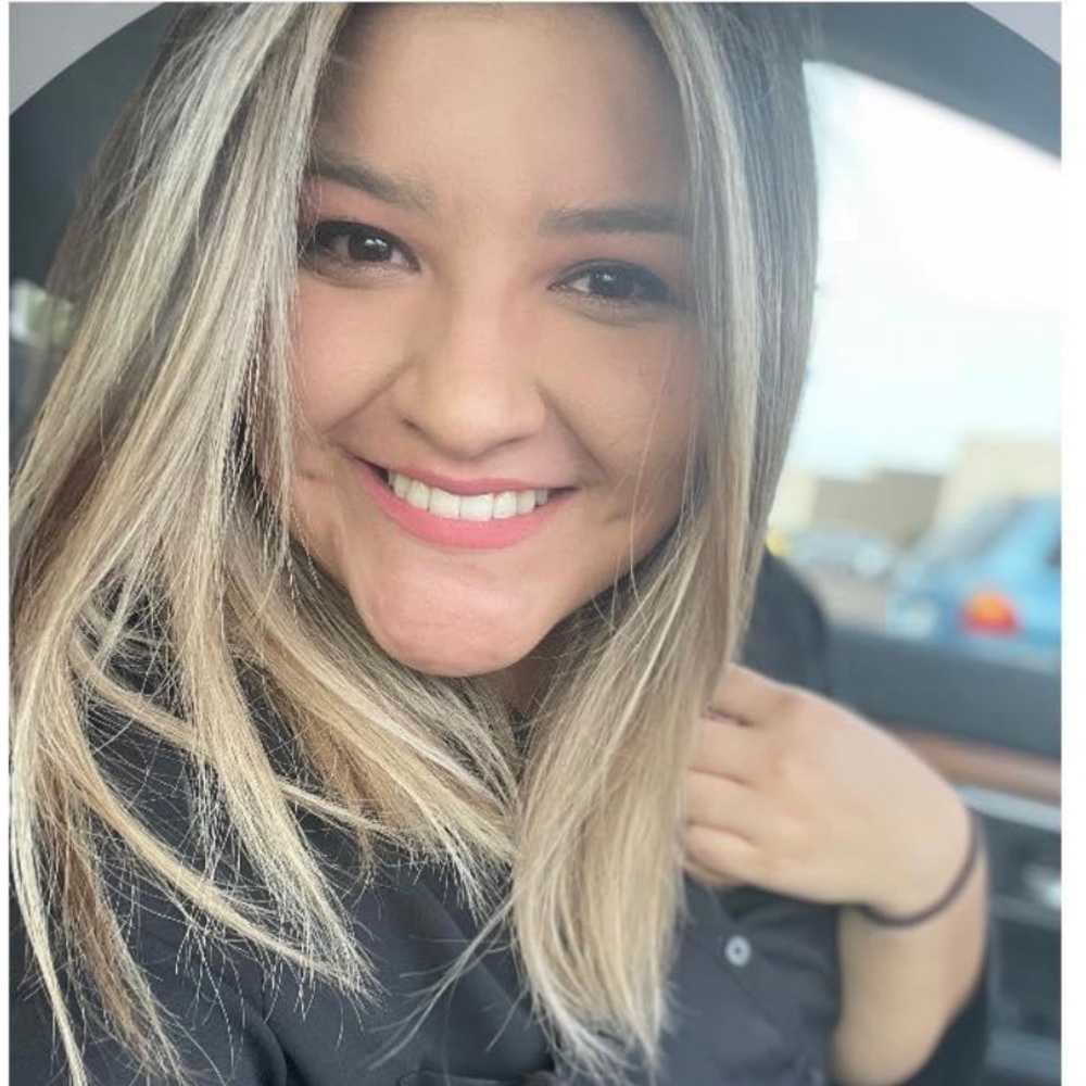 Meet your Posher, Vanessa